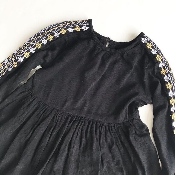 Old Navy black embroidered guazy dress EUC 3T - Picture 2 of 4